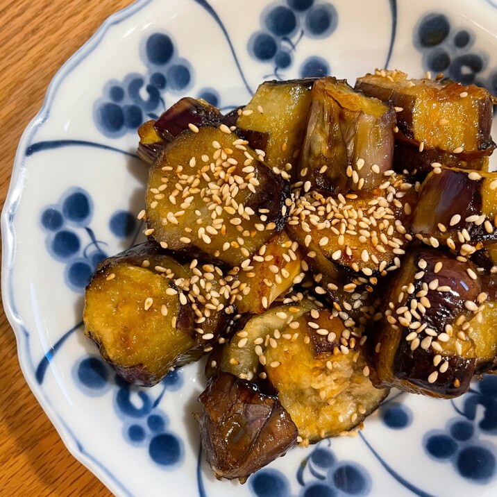 ご飯がすすむ！カリッととろーり甘辛なす